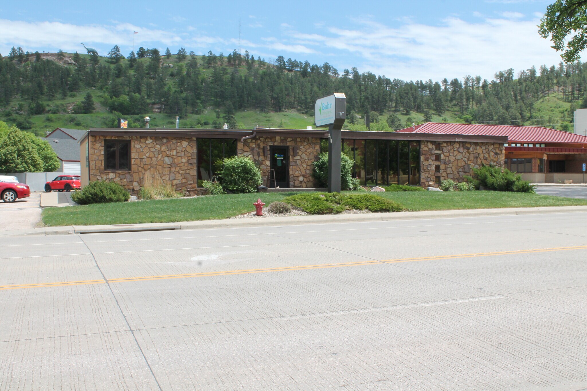 810 Mountain View Rd, Rapid City, SD for sale Building Photo- Image 1 of 1