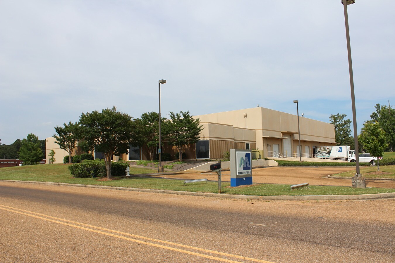 112 Metroplex Blvd, Jackson, MS 39208