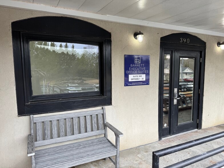 3450 Acworth Due West Rd NW, Kennesaw, GA for sale - Interior Photo - Image 2 of 15