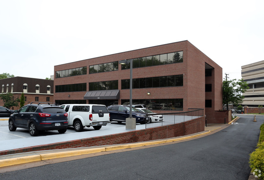 10513 Judicial Dr, Fairfax, VA for lease - Building Photo - Image 3 of 4