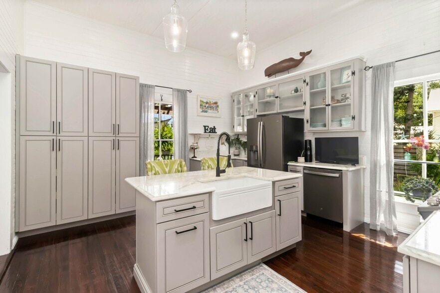 201 8th St, Port Saint Joe, FL for sale - Building Photo - Image 2 of 5