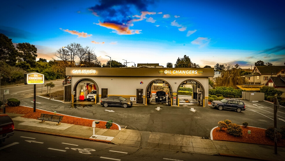 3418 Park Blvd, Oakland, CA for sale - Building Photo - Image 1 of 7