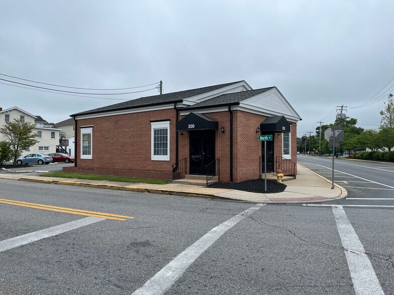 200 North St, Elkton, MD 21921 Listing 5 Office Bldg