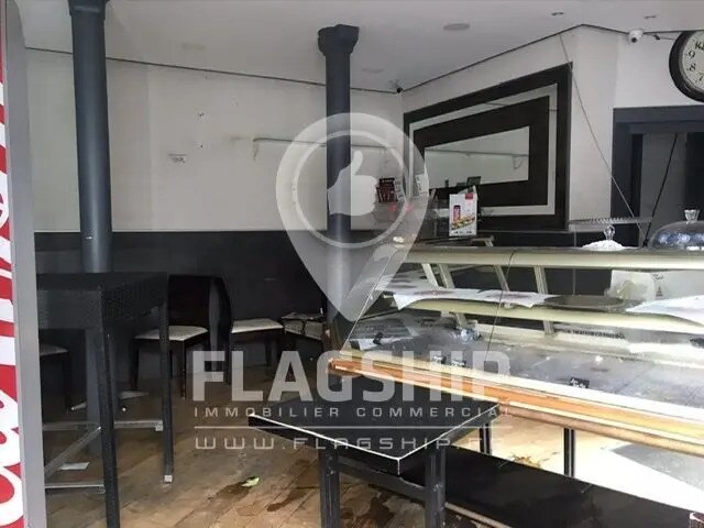 Retail in Paris for lease - Interior Photo - Image 3 of 8