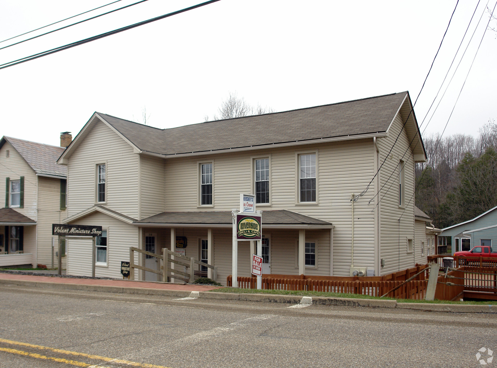 300-310 Main St, Volant, PA for sale Primary Photo- Image 1 of 1