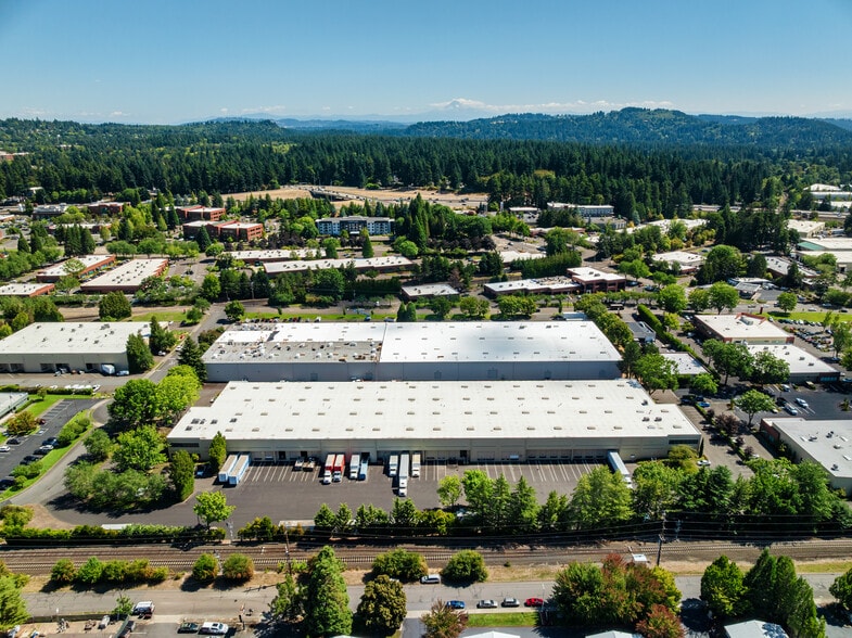 7342-7380 SW Kable Ln, Portland, OR for lease - Building Photo - Image 2 of 4