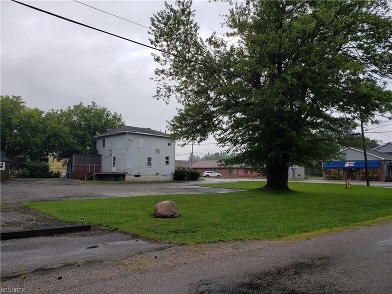 41517 N Ridge Rd, Elyria, OH 44035