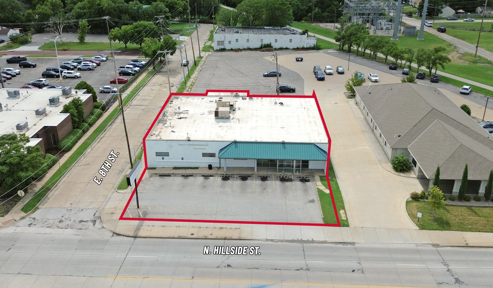 907 N Hillside, Wichita, KS for lease Building Photo- Image 1 of 4