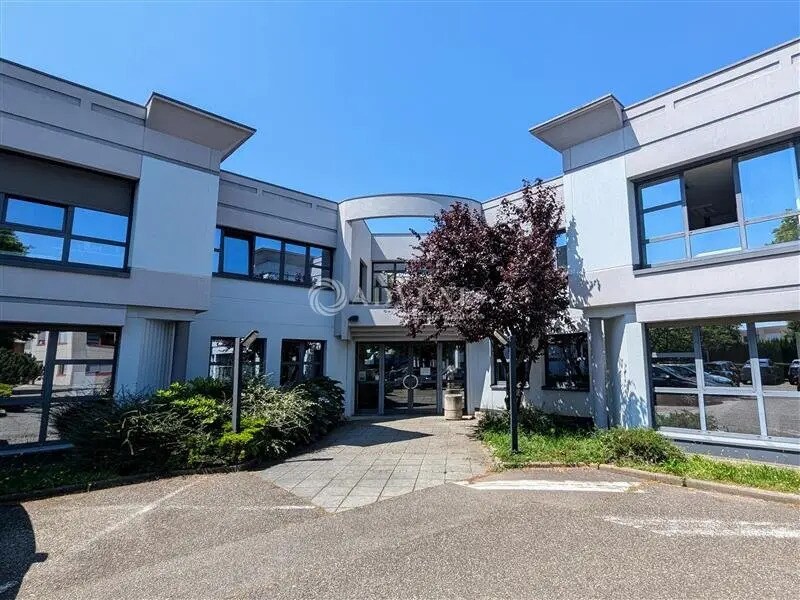 Office in Eckbolsheim for sale Building Photo- Image 1 of 9