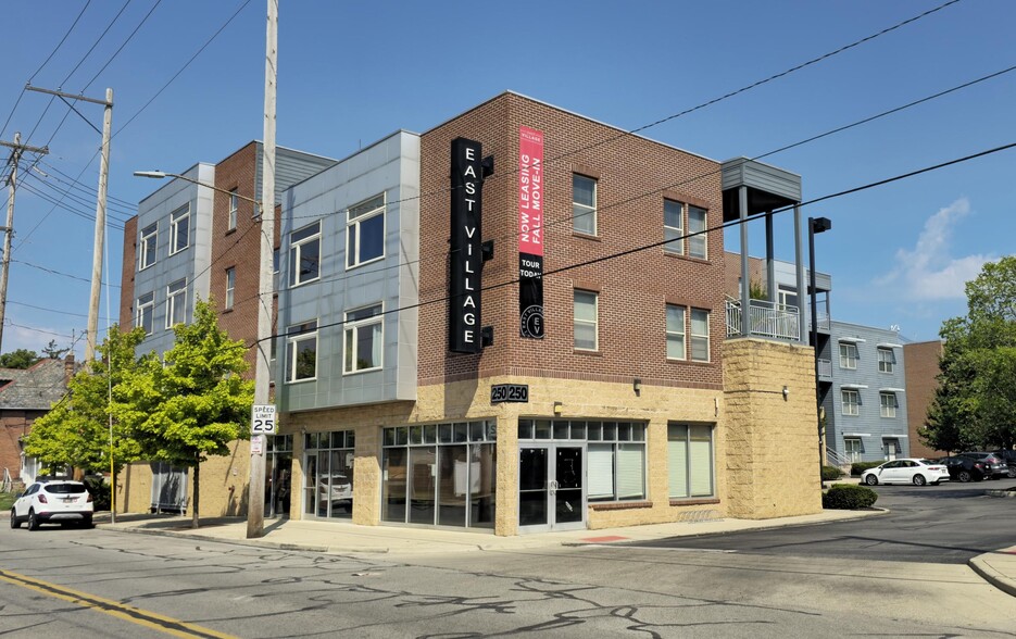 240 Chittenden Ave, Columbus, OH for lease - Primary Photo - Image 1 of 1