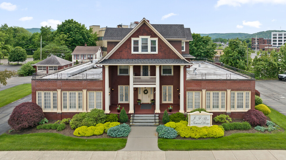 150 Main St, Johnson City, NY for sale - Primary Photo - Image 1 of 81