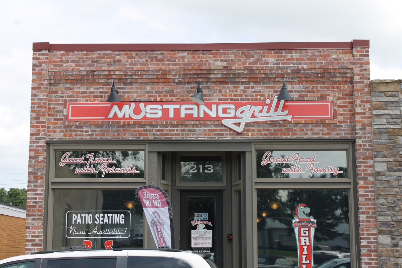 213 SE Main St, Grimes, IA, 50111 Restaurant Property For Sale