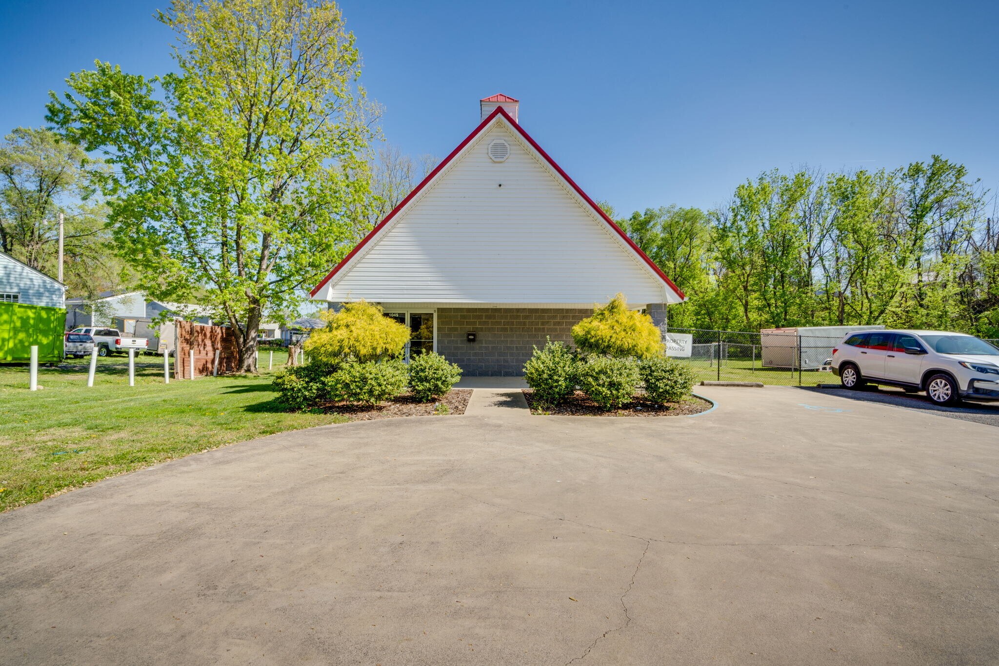 1045 N Wilcox Dr, Kingsport, TN for sale Building Photo- Image 1 of 1