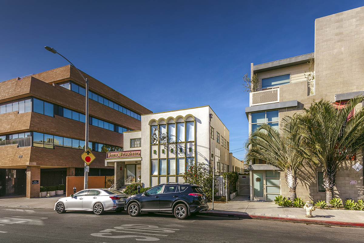 627 N Larchmont Blvd, Los Angeles, CA for sale Building Photo- Image 1 of 1