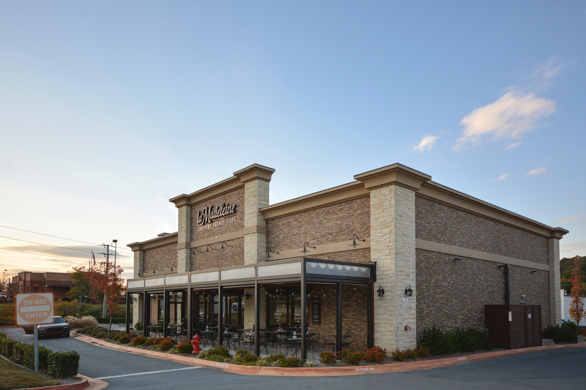 12210 W Markham St, Little Rock, AR 72211 - Retail for Sale | LoopNet - Wingstop On Markham Little Rock Arkansas