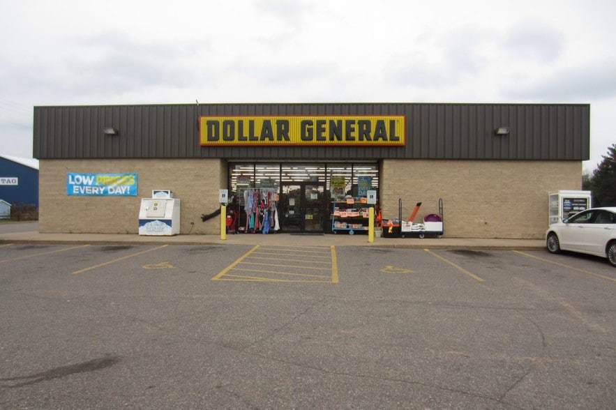 1060 E Pine St, Eagle River, WI for sale - Primary Photo - Image 1 of 1