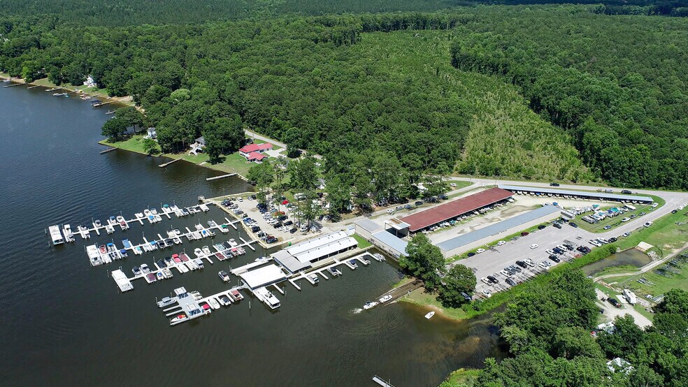 3374 John G Richards Rd, Camden, SC for sale - Building Photo - Image 1 of 1