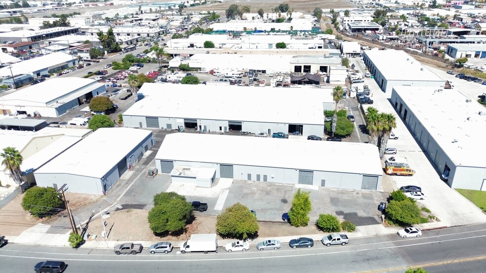 420 Vernon Way, El Cajon, CA for lease - Building Photo - Image 2 of 3