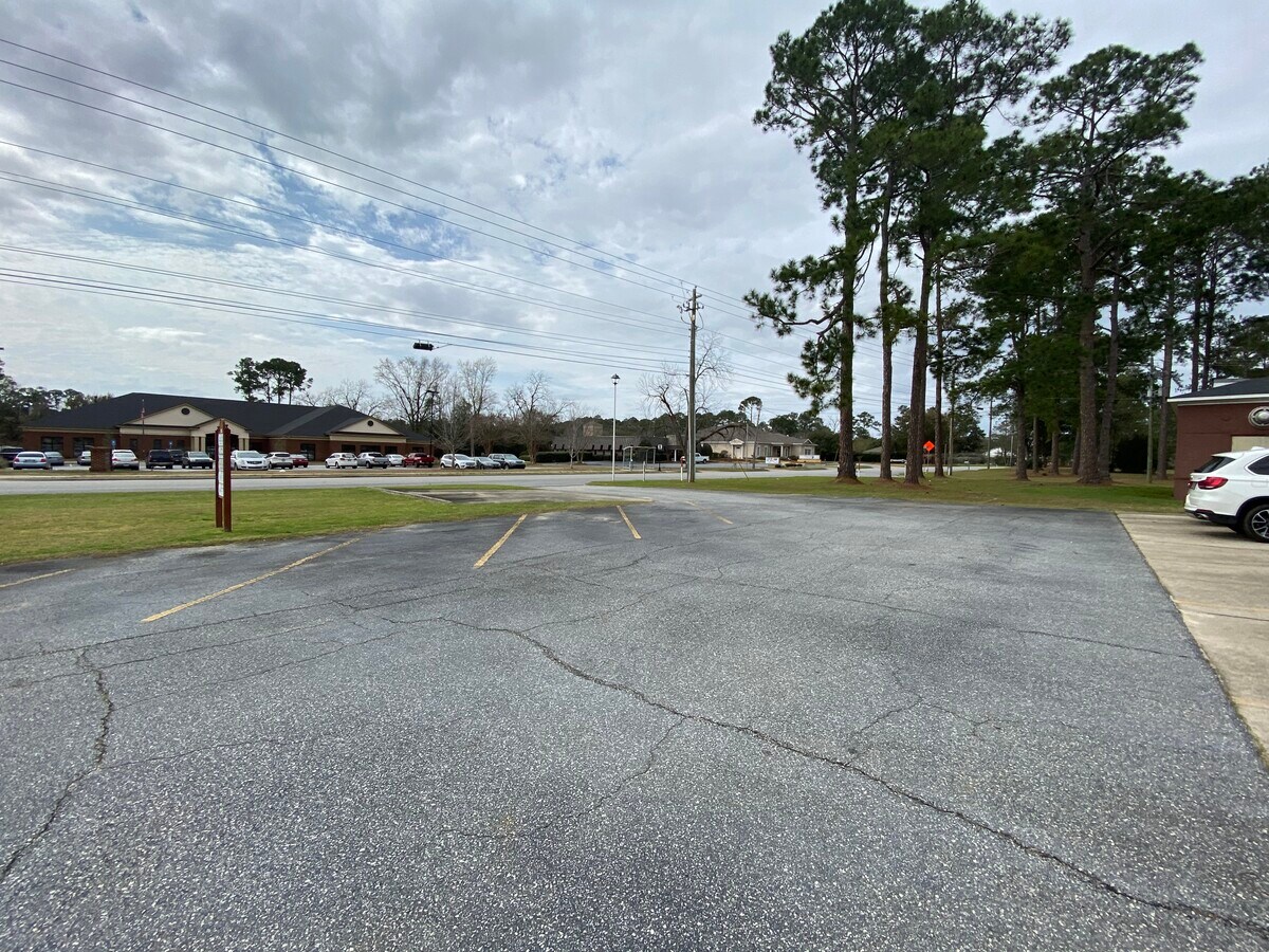 1511 W 3rd Ave, Albany, GA 31707