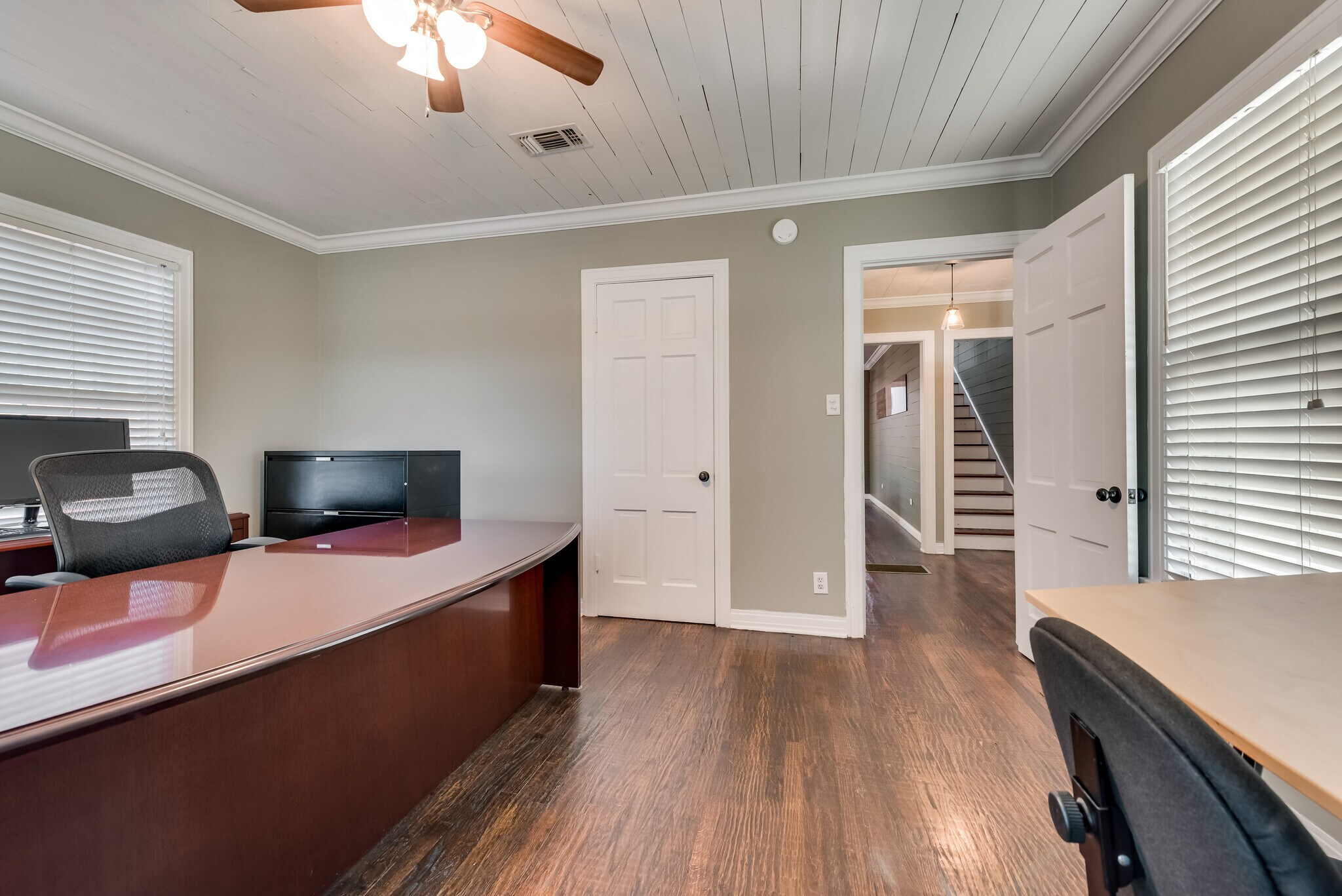 223 W Sycamore St, Denton, TX 76201 Office for Sale