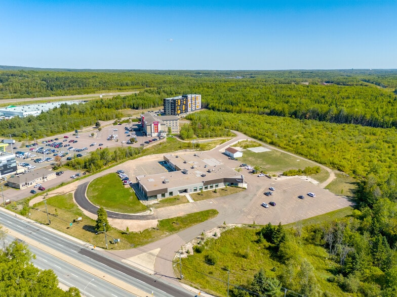 555 Mapleton Rd, Moncton, NB for lease - Building Photo - Image 2 of 15