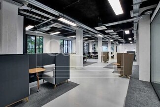 More details for 27 Bis Rue Du Onze Novembre, Aix-en-Provence - Office for Lease