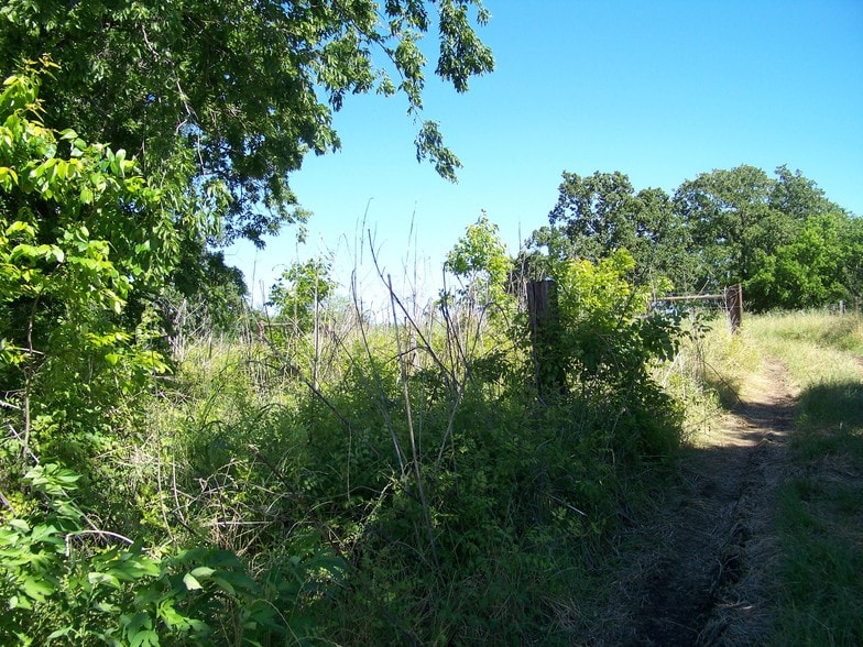 3201 W Highway 21, Bryan, TX for sale - Other - Image 1 of 1