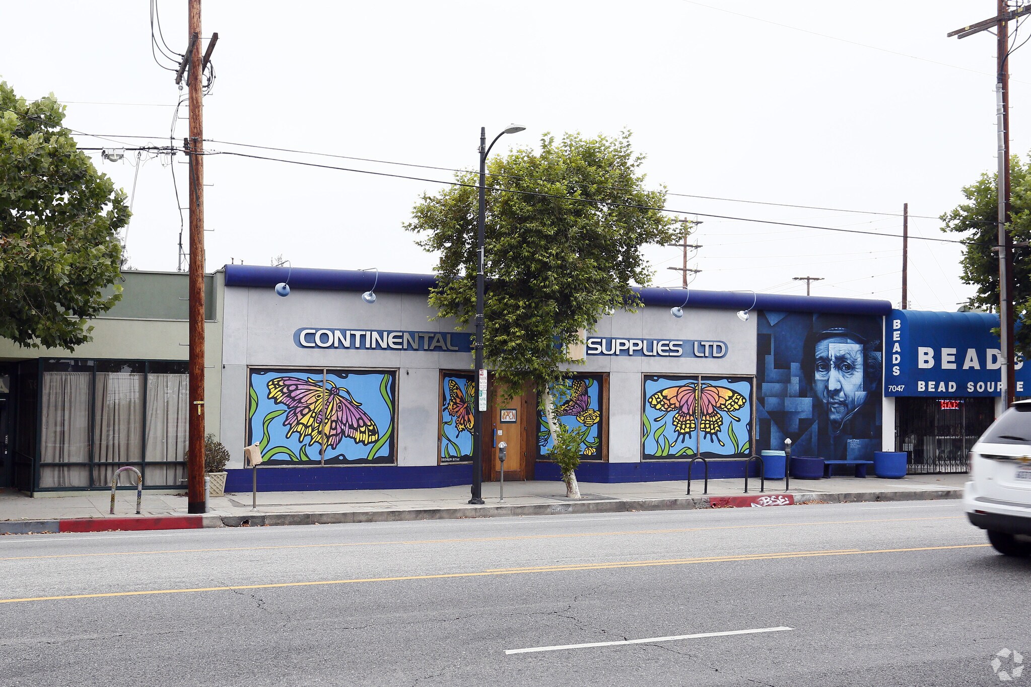 7039-7041 Reseda Blvd, Reseda, CA for sale Primary Photo- Image 1 of 1