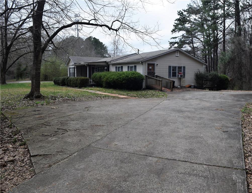 929 Univeter Rd, Canton, GA for sale Primary Photo- Image 1 of 1