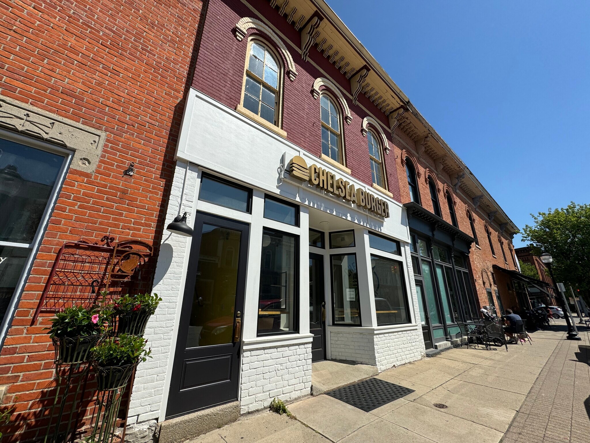 110 W Middle St, Chelsea, MI for sale Building Photo- Image 1 of 1