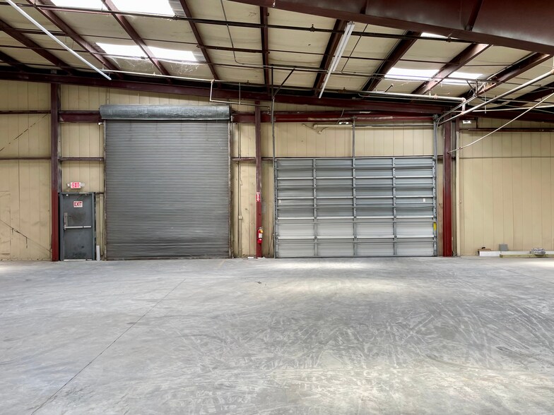 111 Sparkman Dr, Garden City, GA for sale - Interior Photo - Image 3 of 11