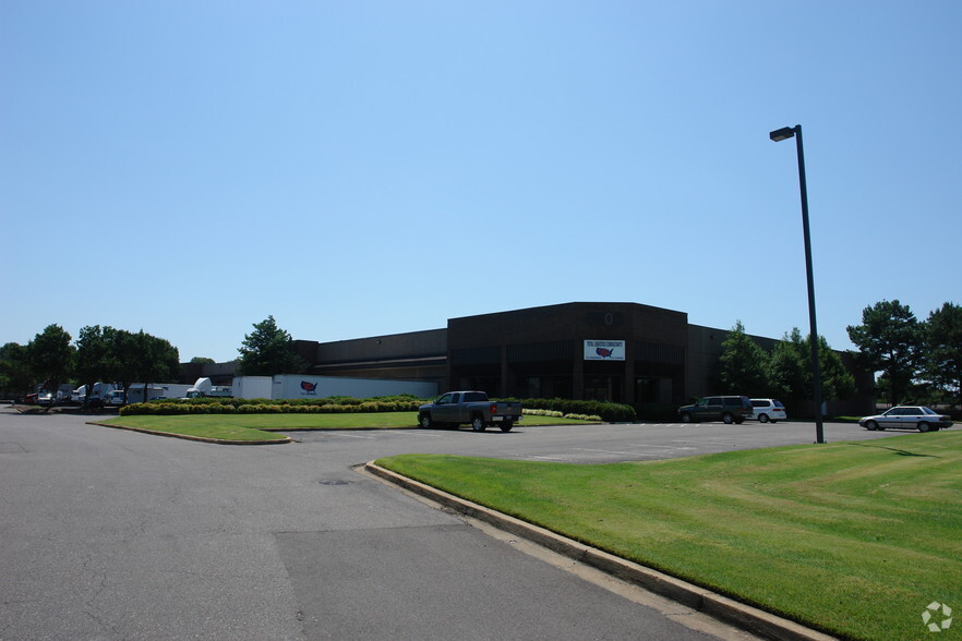 4800 Southridge Blvd, Memphis, TN for lease - Building Photo - Image 2 of 10