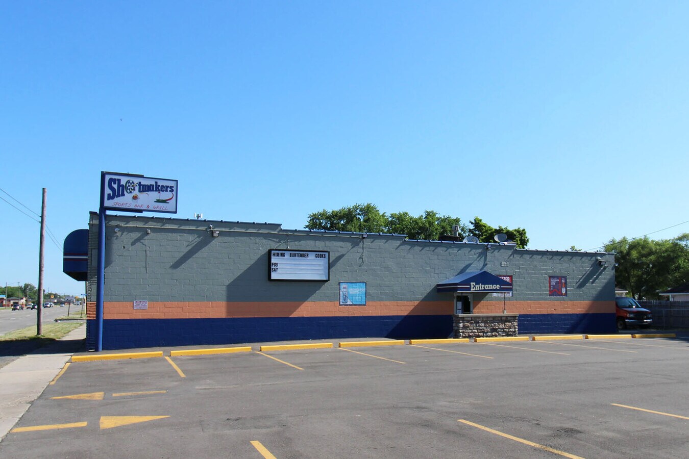 12045 Dix Toledo Rd, Southgate, MI 48195