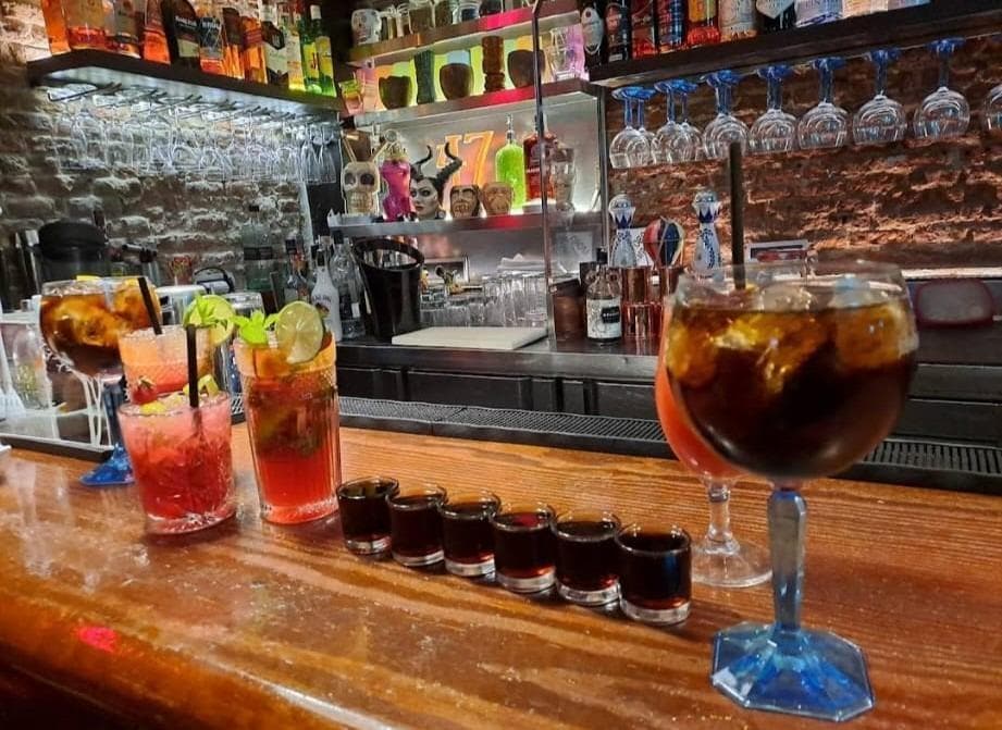 Retail in Madrid, Madrid for lease Interior Photo- Image 1 of 5