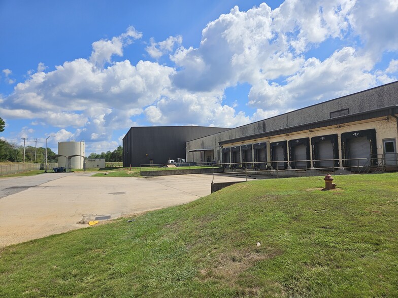 1904 W Clark Rd, Clarksville, AR for lease - Building Photo - Image 3 of 9