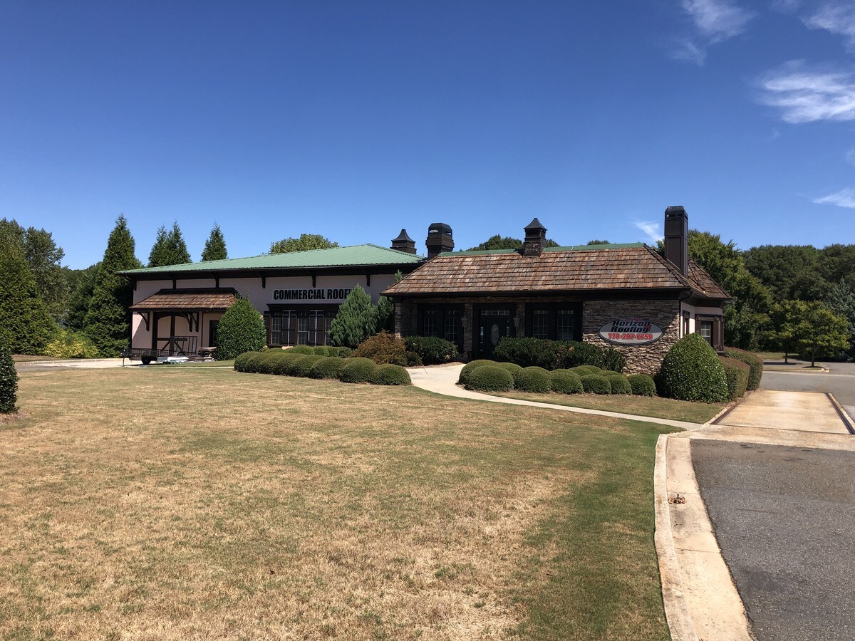 1557 S Broad St, Monroe, GA 30655