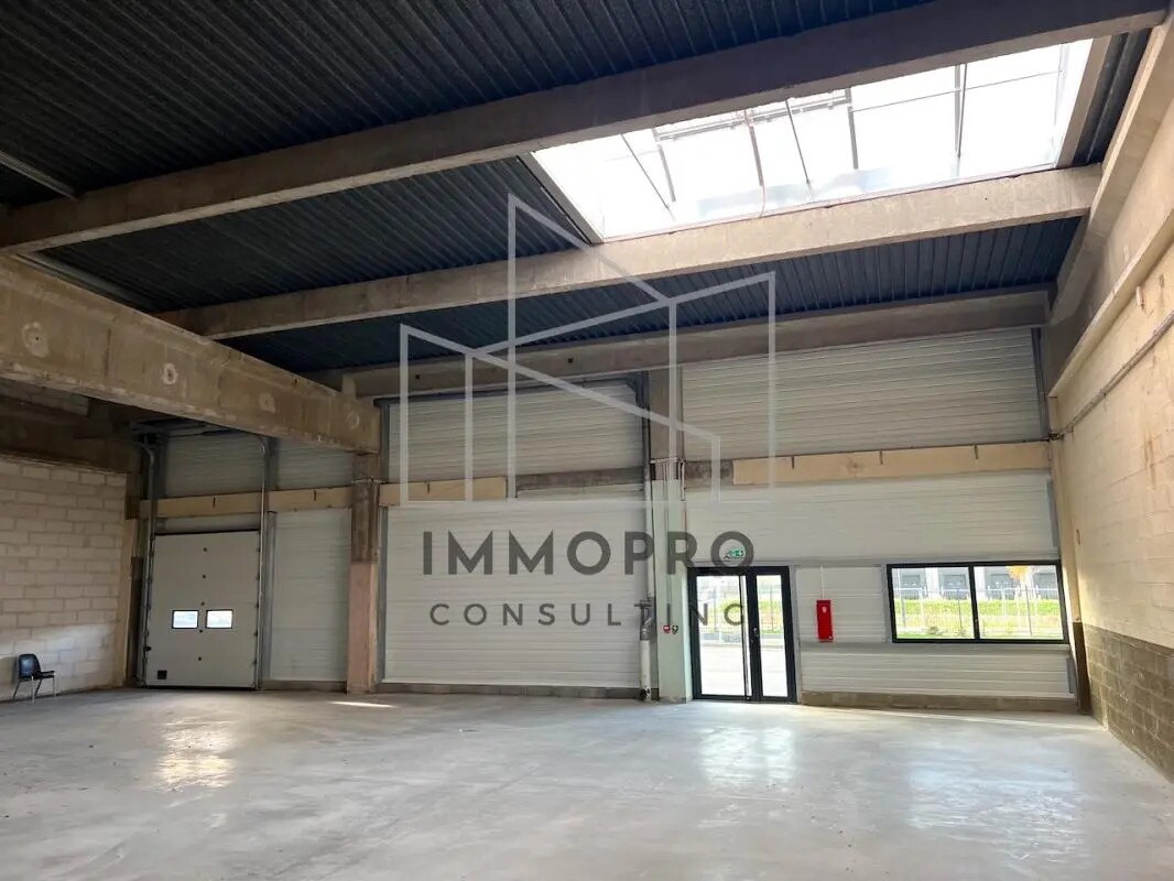 Flex in Petit-Couronne for sale Building Photo- Image 1 of 7