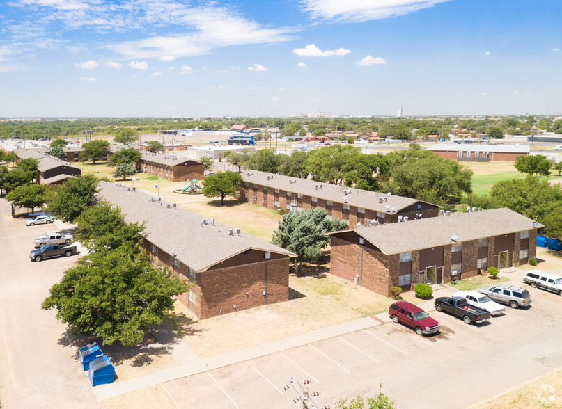 2105 E 4th St, Lubbock, TX for sale - Primary Photo - Image 1 of 1