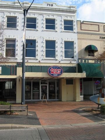 718 S Kansas Ave, Topeka, KS for lease - Building Photo - Image 3 of 5