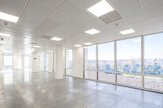 Calle Ribera del Loira, 16 - 18, Madrid, Madrid for lease Interior Photo- Image 2 of 2