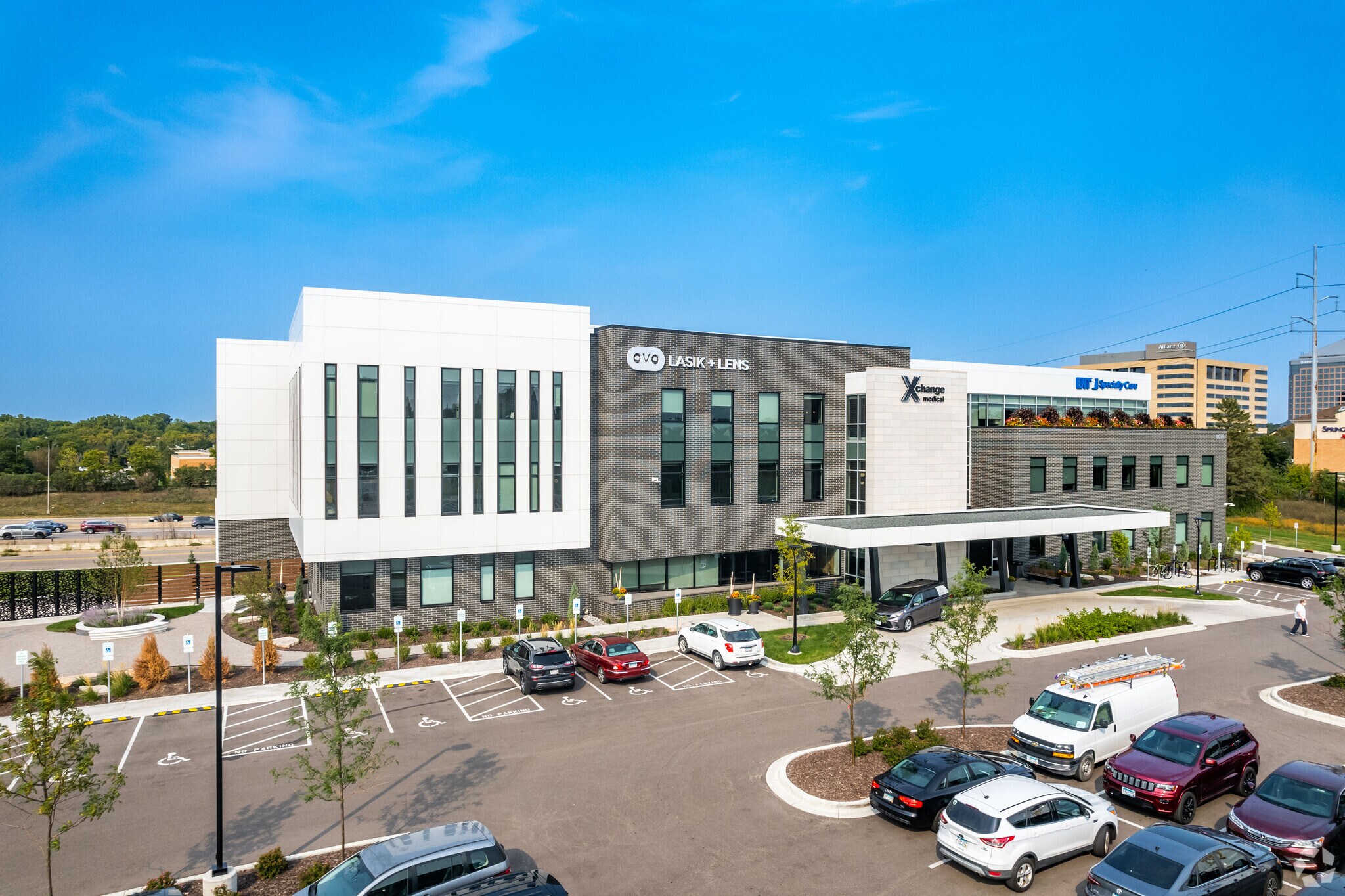 6099 Wayzata Blvd, Saint Louis Park, MN for sale Primary Photo- Image 1 of 1