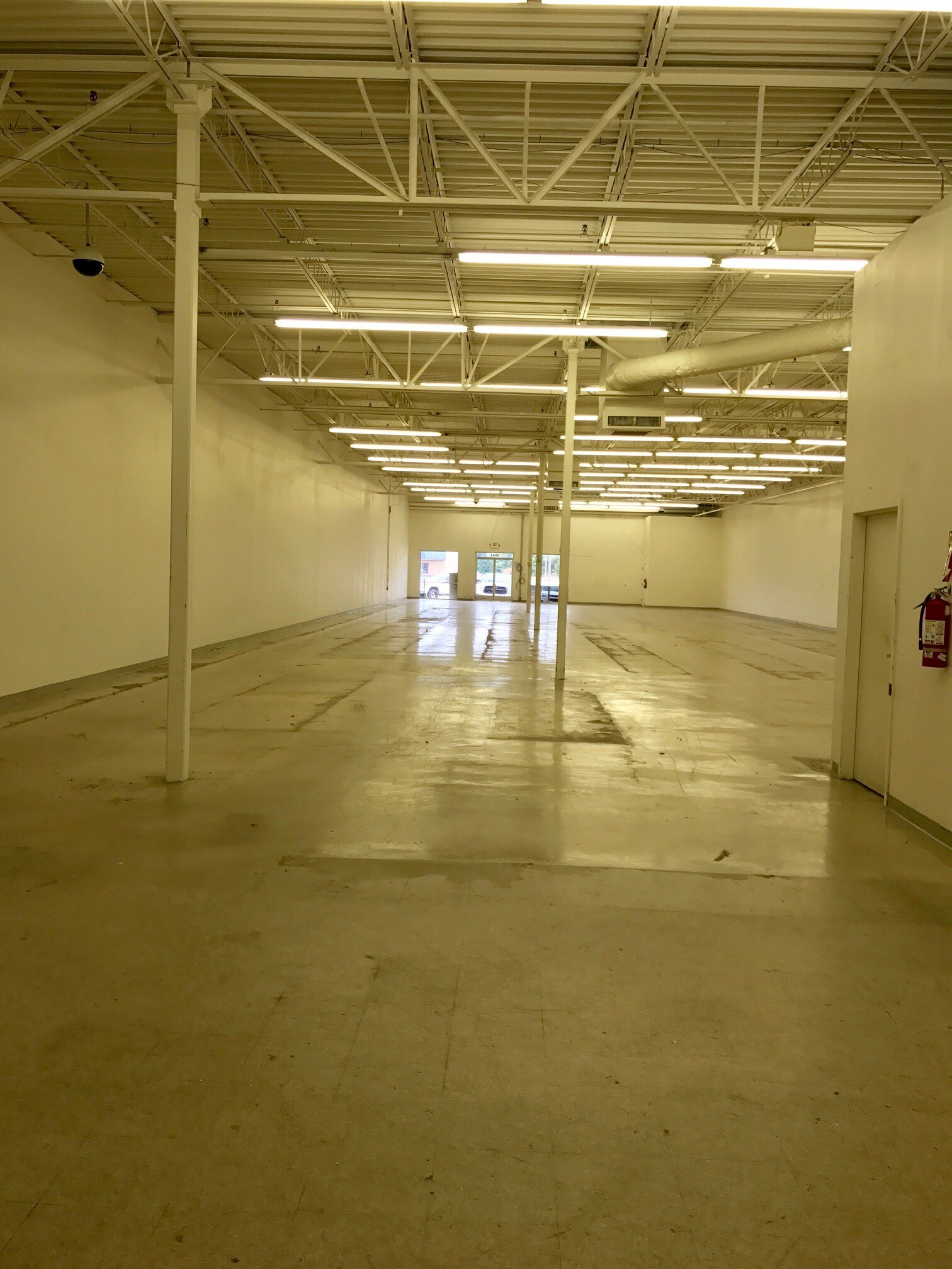 1421-1427 Military Rd, Benton, AR for sale Interior Photo- Image 1 of 1