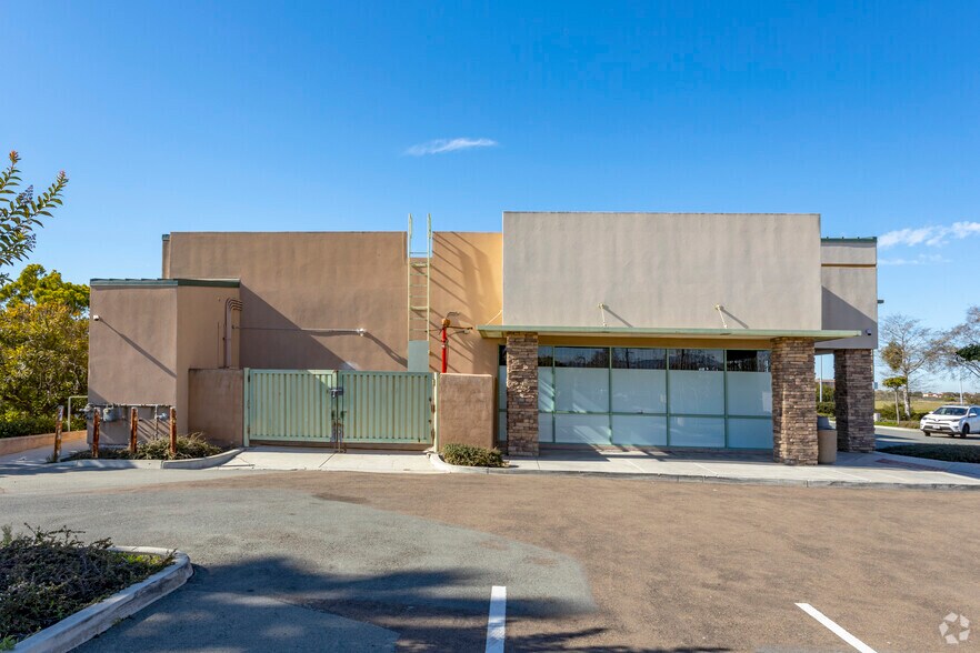 6021 Business Center Ct, San Diego, CA for sale - Building Photo - Image 2 of 3