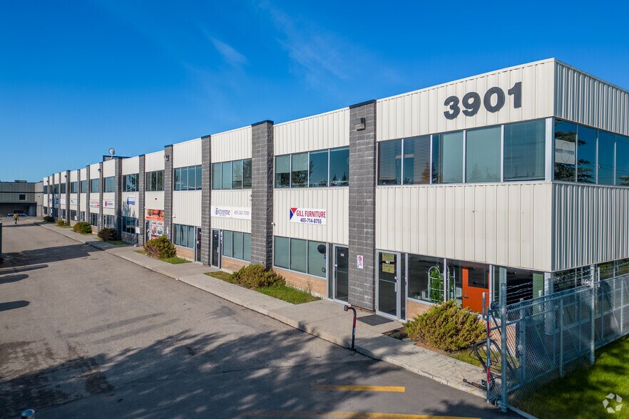 3901 54th Ave NE, Calgary, AB for sale - Primary Photo - Image 1 of 1