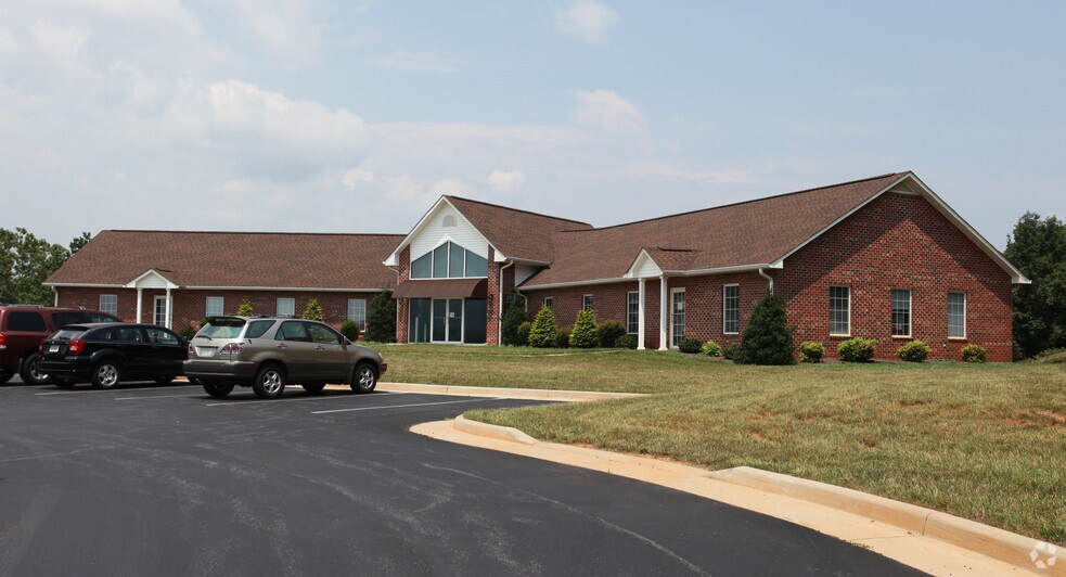 180 Amt Tech Dr, Rocky Mount, VA for sale - Primary Photo - Image 1 of 1