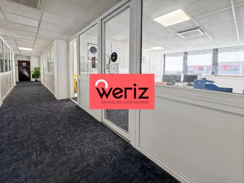 Office in Marseille for lease - Interior Photo - Image 3 of 5