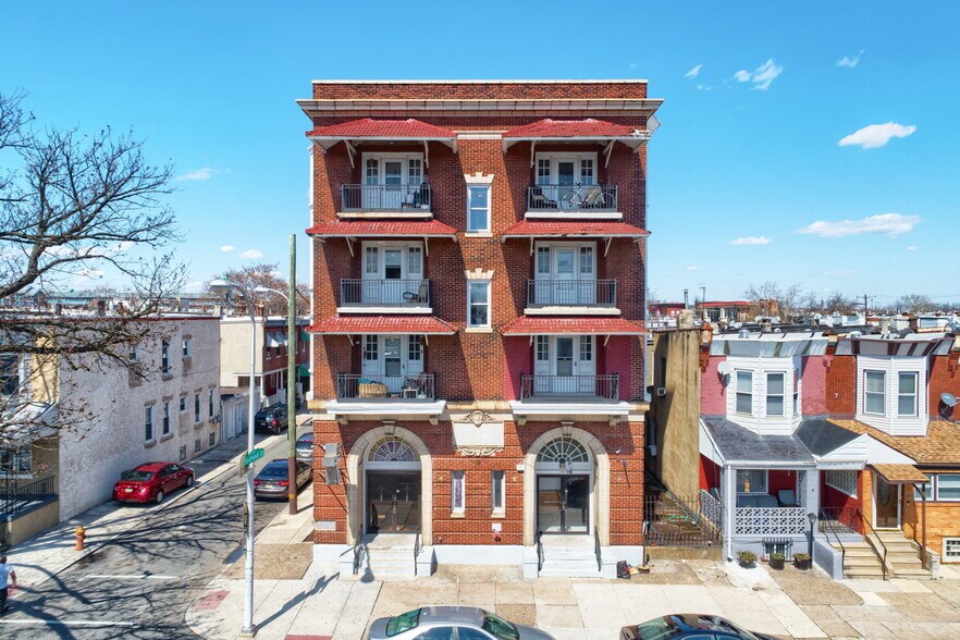 5913-17 Chestnut St, Philadelphia, PA for sale - Primary Photo - Image 1 of 1