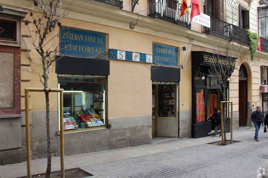 Multifamily in Madrid, Madrid for sale - Interior Photo - Image 1 of 1