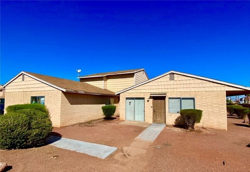 5135 Golden Ln, Las Vegas, NV for sale - Primary Photo - Image 1 of 1
