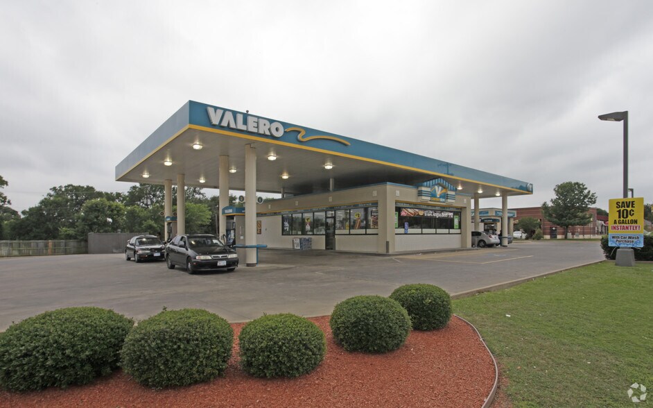 3100 Meadowbrook Blvd, Arlington, TX for sale - Primary Photo - Image 1 of 1